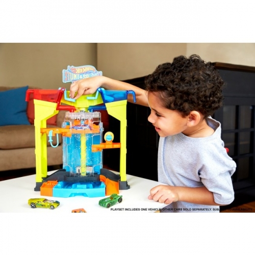 Игровой набор "Автомойка: взрыв цветов" серии "Измени цвет" Hot Wheels