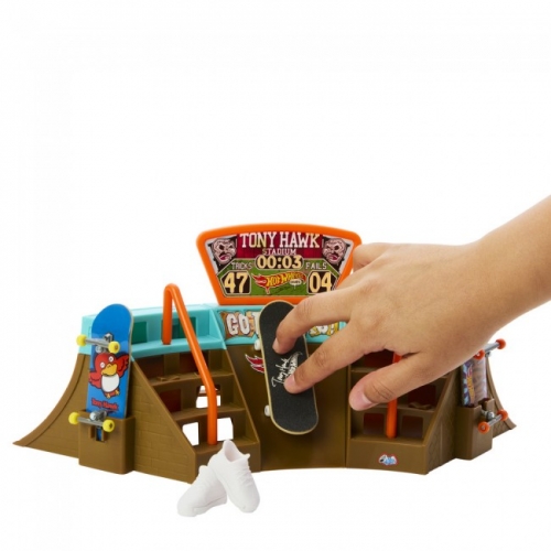 Игровой набор "Первая тренировка" серии "Скейты" Hot Wheels (в асс.)