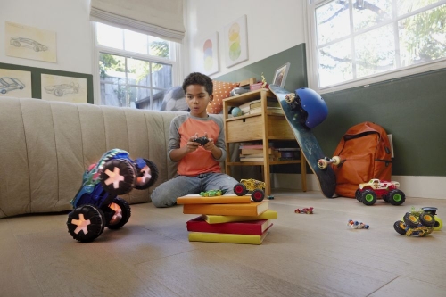 Збільшена машинка-позашляховик 1:15 на радіокеруванні «Мега Рекс» Hot Wheels® Monster Trucks, JBD90