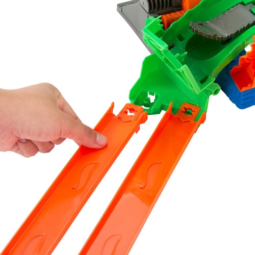 Ігровий набір "Атака вогняного Дракона" Monster Trucks Hot Wheels (JFR06)