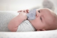 Пустушка фігурна для хлопчиків Avent Soothie 2шт 0+ SCF194/01